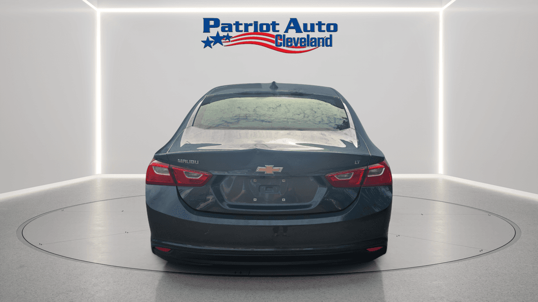 2016 Chevrolet Malibu LT - Image 4