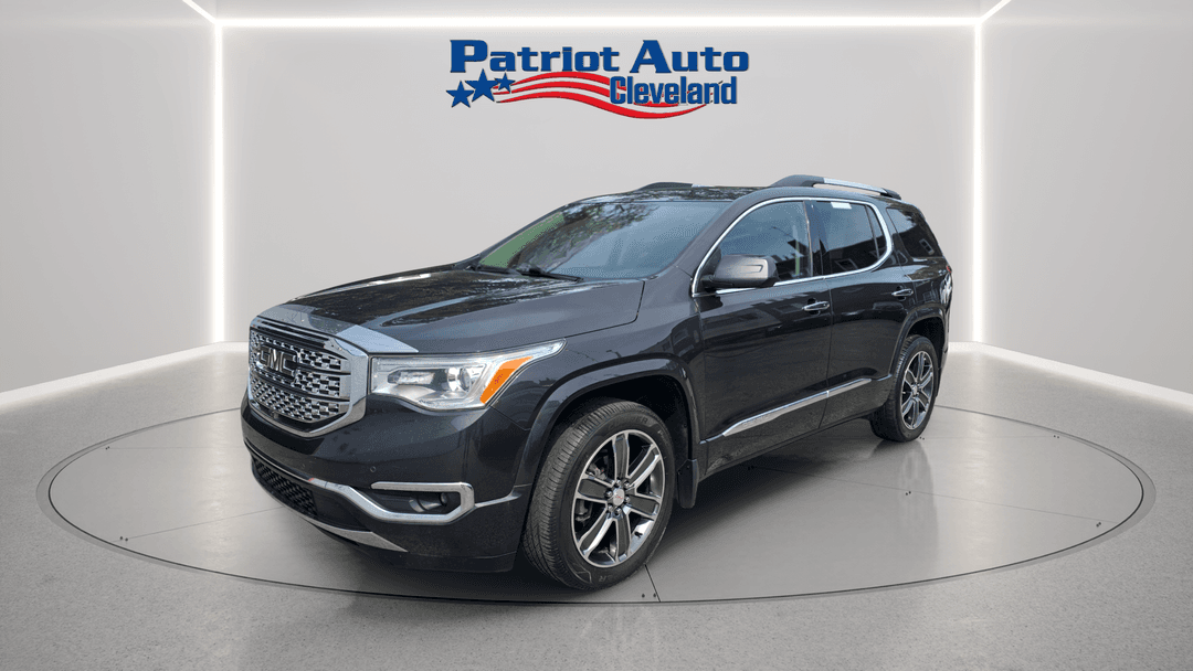 2018 GMC Acadia Denali - Main Image