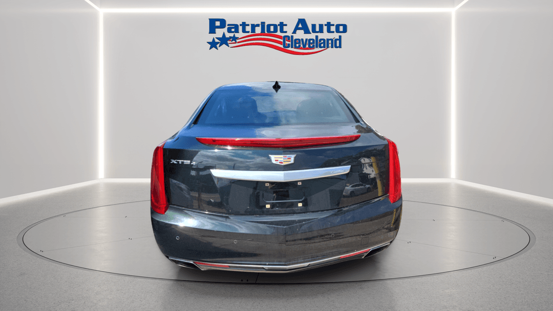 2016 Cadillac XTS Luxury - Image 4