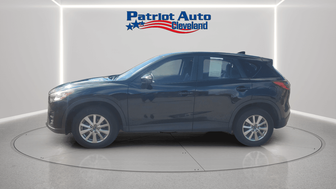 2016 Mazda CX-5 Sport - Image 2