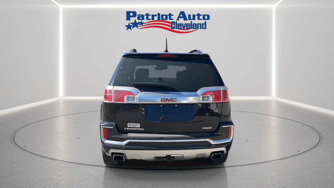 2017 GMC Terrain Denali - Image 4