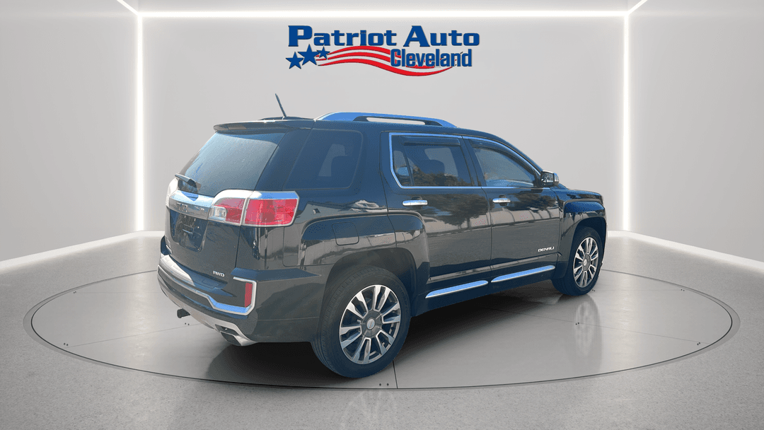 2017 GMC Terrain Denali - Image 5
