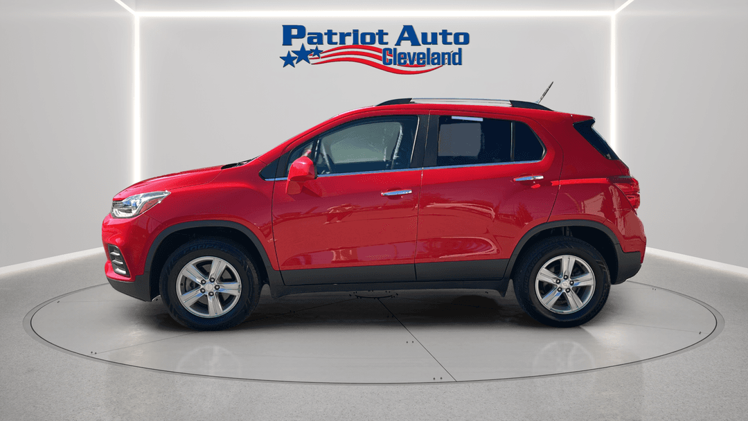 2018 Chevrolet Trax 1LT - Image 2